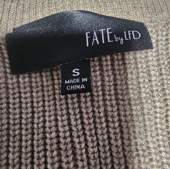 Women's tan ribbed sweater - Picture 4 of 4